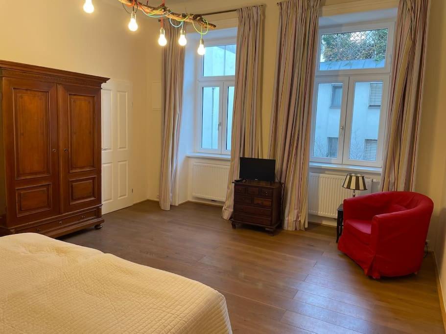 Quiet Close To Center Apartment Wien
